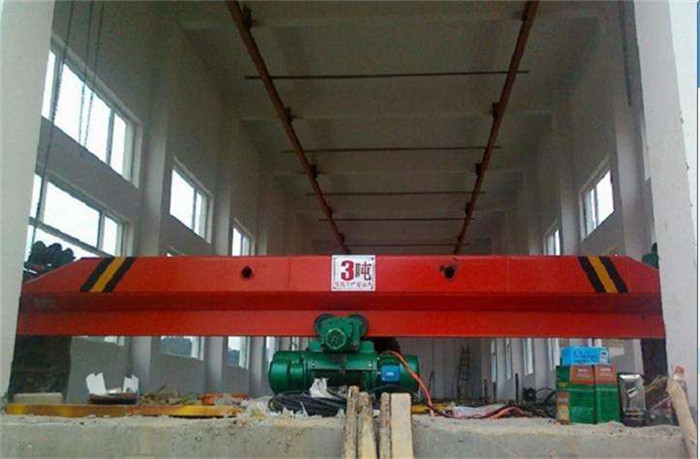 LB型防爆電動單梁起重機(jī) LB型防爆電動單梁起重機(jī)