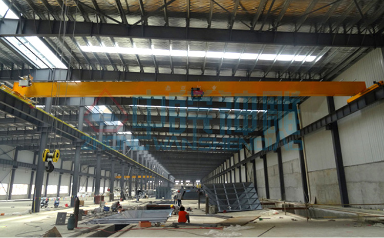 歐式電動單梁起重機(jī) 歐式電動單梁起重機(jī)