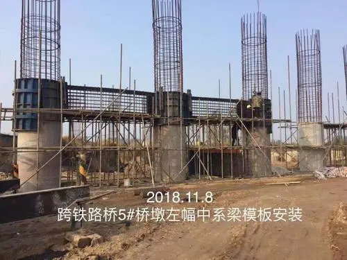 小型行吊設(shè)備